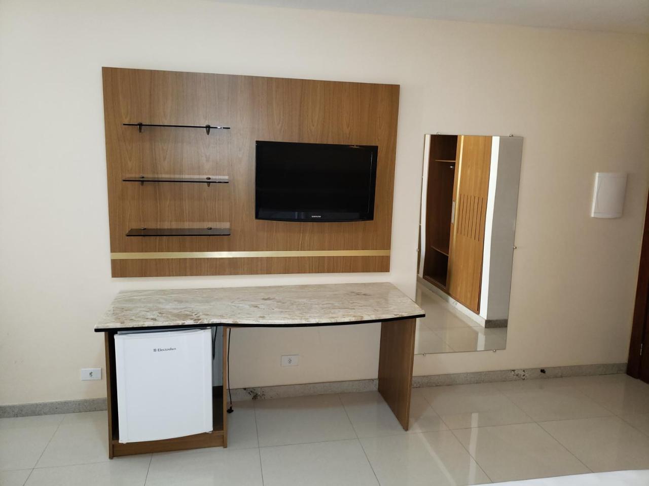 Aquaville Hotel 3*